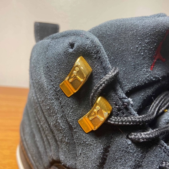 Jordan 12 Reverse Taxi - Picture 8 of 9